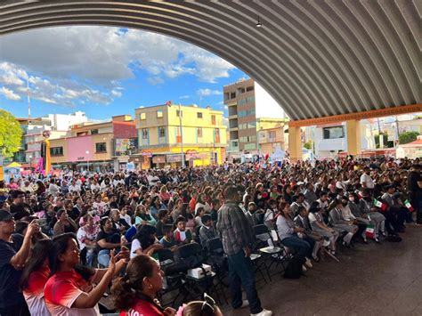 Gran alegría y colorido en el XXV Festival Internacional del Folklor en