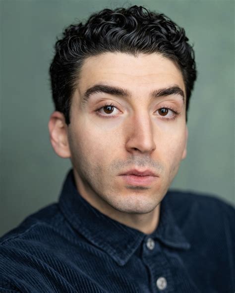 Actors explain how Leslie Grantham influenced the soap world 7