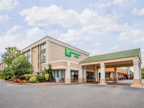 Hotel in Parsippany, NJ | Holiday Inn & Suites Parsippany Fairfield