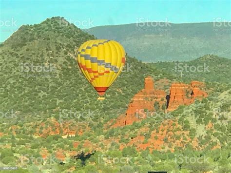 Hot Air Balloon Ride In Sedona Arizona Usa Stock Photo - Download Image Now - Hot Air Balloon ...