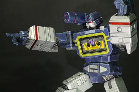 Transformers Statues Soundwave By Epicheroes On Deviantart