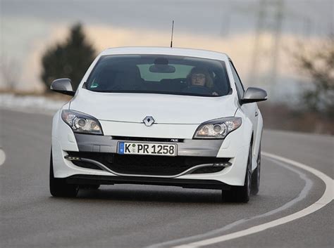 Renault Mégane Coupé TCE 250 RS im Fahrbericht auto motor und sport