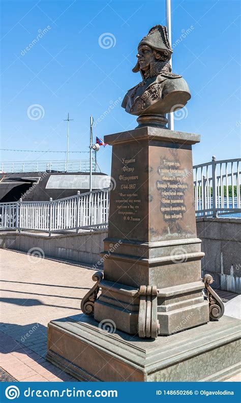 Mosc Rusia 23 De Mayo 2019 Monumento A Ushakov El Gran Comandante