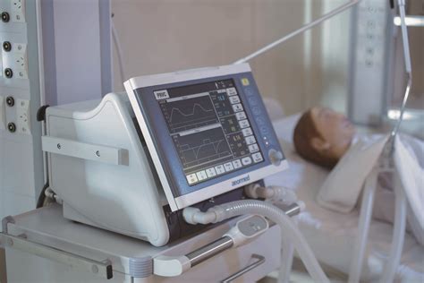 ICU Breathing Medical Ventilator Machine - Repumed