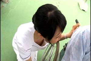 Guarda 乳首が見れる病院このナースは優秀だ 乳首 病院 Porn SpankBang