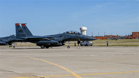 DVIDS News F 15s Stop At Tinker Air Force Base