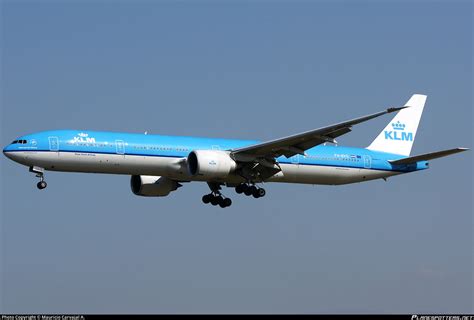 PH BVG KLM Royal Dutch Airlines Boeing 777 306ER Photo By Mauricio