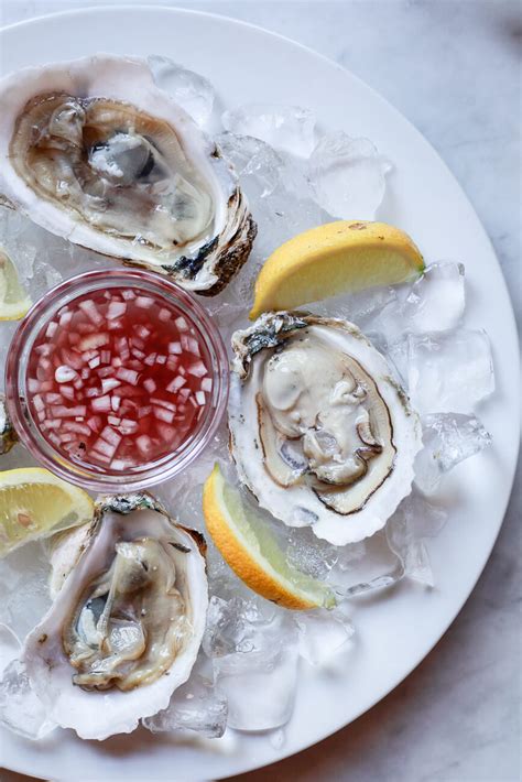 Live Oysters Underwater