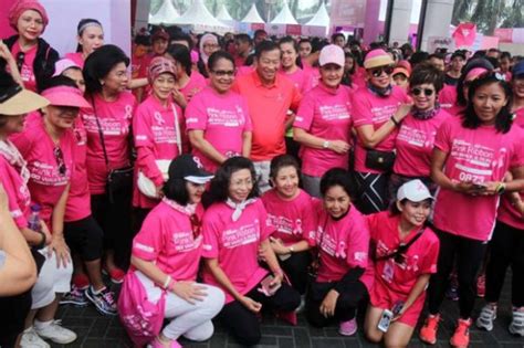 Pink Ribbon Go Walk Run Peduli Kanker Payudara