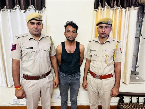 Young Man Who Was Going To Supply Drugs Caught Barmer Rajasthan