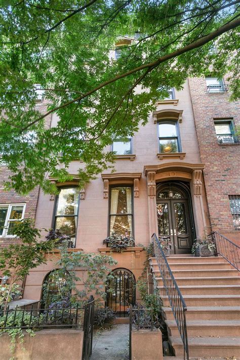 This 56m Brooklyn Townhouse Starred In An Episode Of Girls