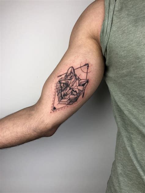 Fox Tattoo Men Wolf Tattoos Men Cool Forearm Tattoos Bicep Tattoos