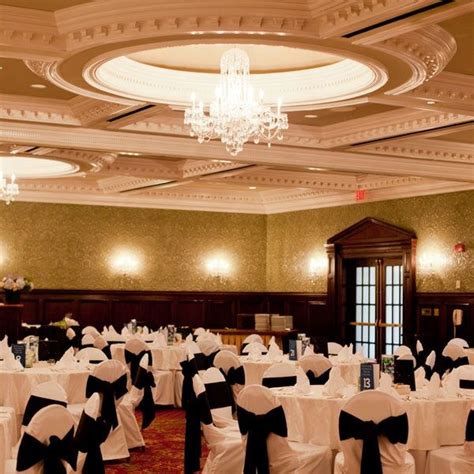 Radisson Hotel Cincinnati Riverfront | Reception Venues - Covington, KY