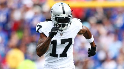 Raiders Wr Davante Adams Shoulder Expected To Play Monday Night Vs