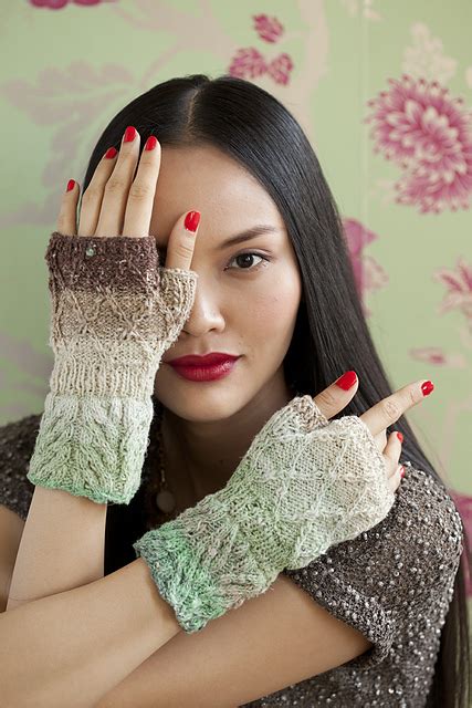 Ravelry Twisted Stitch Mitts Pattern By Tammy Eigeman Thompson