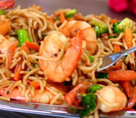 Shrimp and Vegetable Stir Fry Noodles (VIDEO) – Reserveamana