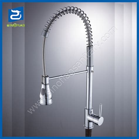 Chinese Manufacturer Supply Single Lever Ss Spring Pull Out Pull Down