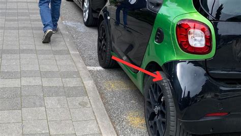 how to remove paint scuff from car