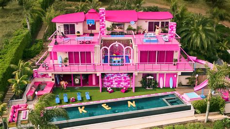 Big Barbie Dream House