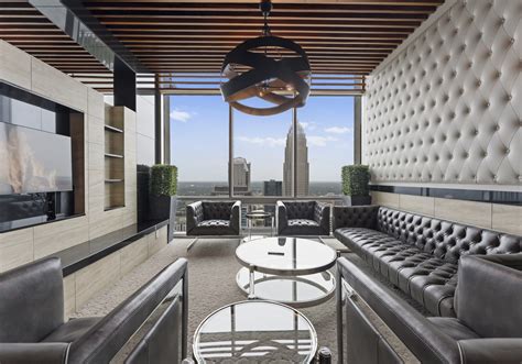 Luxury Living Elevated: The Sky Lounge at The VUE Charlotte