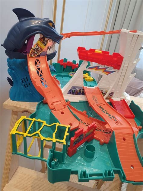HOT WHEELS Tor Atak Rekina Walizka P UNIKAT Oficjalne Archiwum Allegro