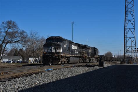 NS 9674 NS 9674 C44 9W M99 WB At Center Street Bellevue Flickr