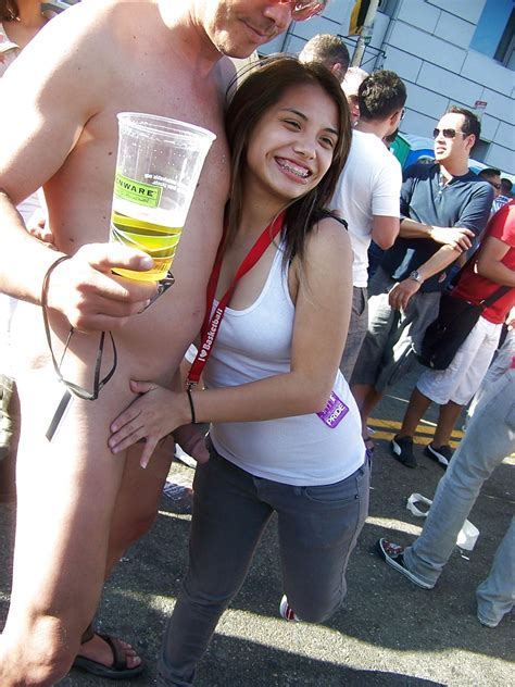 Mann Nackt Frau Angezogen Porn Pictures XXX Photos Sex Images PICTOA