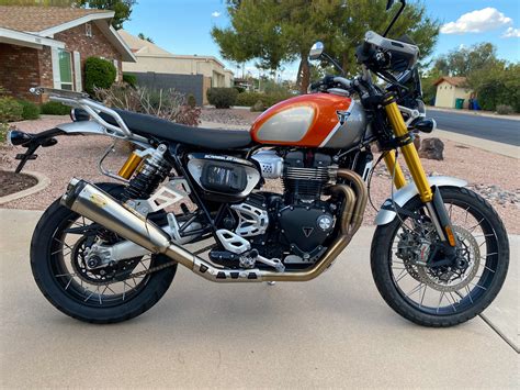 Triumph Scrambler Xe Gold Line Edition With Miles