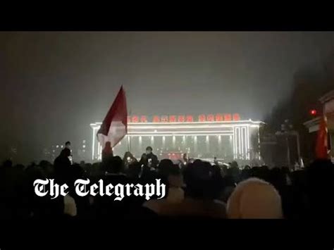 Huge Covid 19 Protests Erupt In China S Xinjiang After Deadly Fire