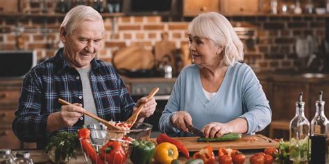 Seniors' Nutrition Information | Your Guide to Eating Well