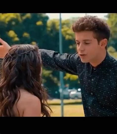 Q Recuerdos Lutteo Video En Cosas De Soy Luna Romance