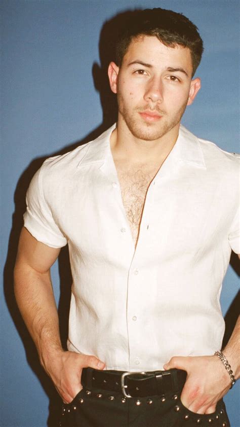 Download Nick Jonas Stylish Outfit Wallpaper