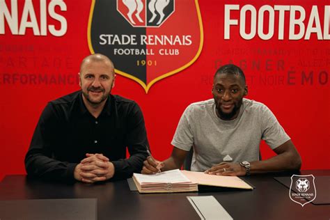 Mercato officiel Toko Ekambi quitte l OL et file en prêt à Rennes