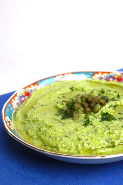 Creamy Fresh Chickpea Hummus - Very Vegan Val