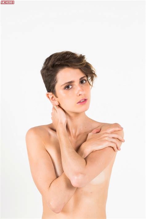 Naked Carol Duarte Added By Lobezno