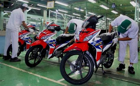 Ahm Rilis Varian Baru New Honda Blade