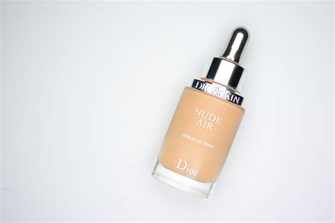 Review Dior Nude Air Serum Foundation Lipstick Latitude
