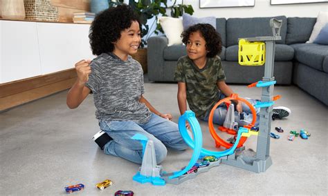 Hot Wheels Wieża Starcie na wysokości Pojazdy tory i garaże Sklep internetowy al to