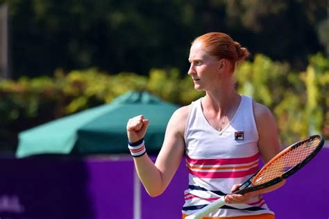 Bronzetti Leaves The Scene At The Gaibledon Wta Veneto Open