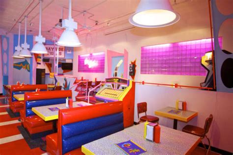 Take A Peek Inside Chicagos Saved By The Bell Diner Mental Floss