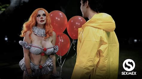 Emily Thorne Especial De Halloween Sexy Payasita De Terror Porn