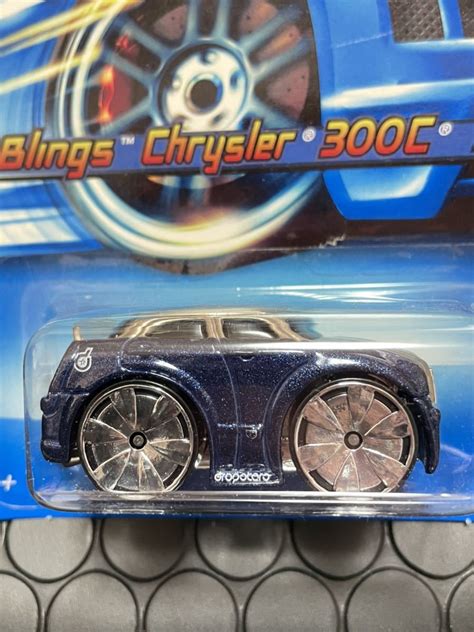 Yahoo オークション Hot Wheels BLINGS CHRYSLER 300C ホットウィー