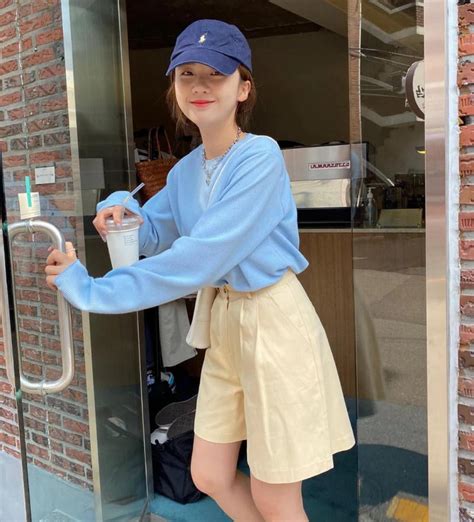 Top mẫu áo hot trend hiện nay cá tính cuốn hút