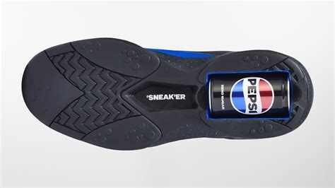 Pepsi Lance Une Sneaker Dont La Semelle Peut Contenir Une Canette Pour