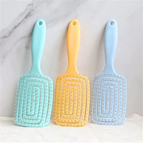 China Plastic Paddle Hair Brush Suppliers, Manufacturers - Factory ...