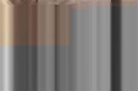 Jolie Blonde Recouverte De Sperme