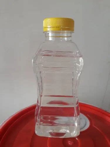 Transparent Light Liquid Paraffin Llp Oil Packaging Type Bottle