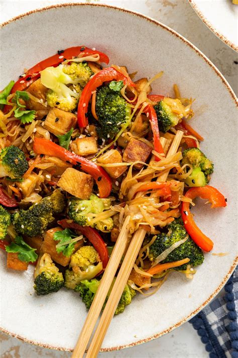 Tofu Cabbage Noodle Bowl Eating Bird Food