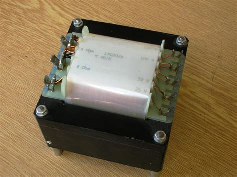 Výstupní transformátor-100V/100W