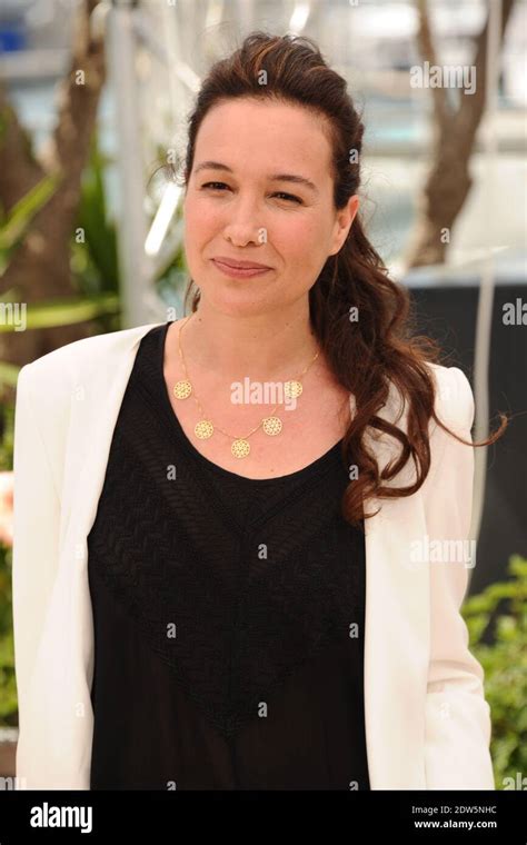 Yael Abecassis Posing At Loin De Mon Pere Photocall At The Palais Des Festivals In Cannes